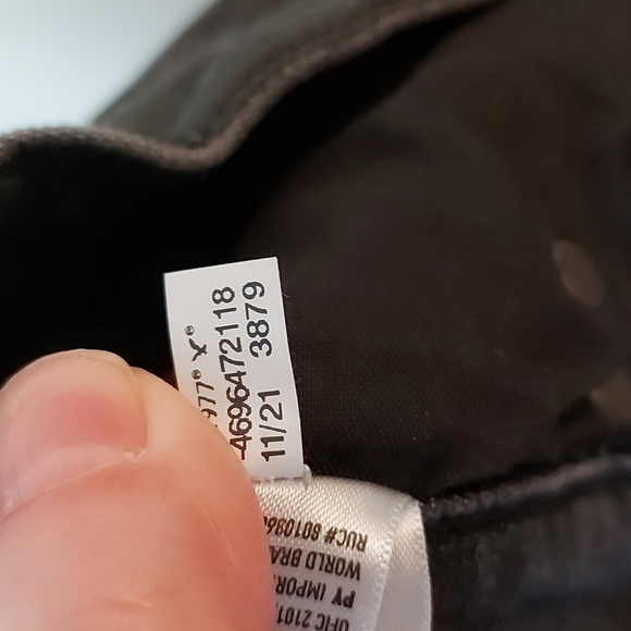 NWT American Eagle 90s Bootcut Jeans Black Wash Size 8 Short - Picture 10 of 11